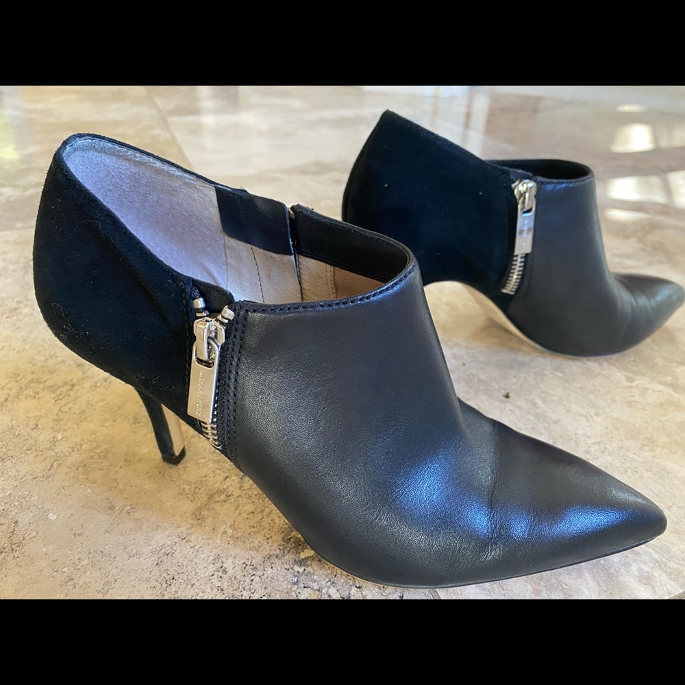 Michael Kors Women Black Leather Silver Lock Zipper Frenchie Bootie Boots